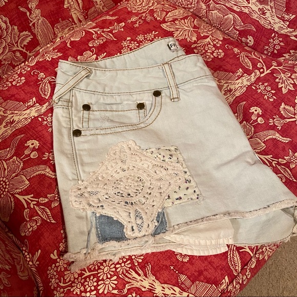 Free People Light Wash Denim Patch Shorts - Picture 2 of 8